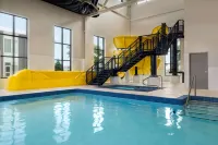 Microtel Inn & Suites Montreal Airport-Dorval QC - Uima-altaat