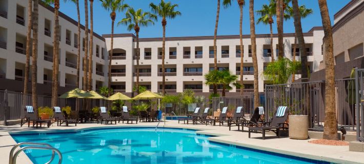 Hilton Phoenix Airport Các khách sạn ở Phượng Hoàng