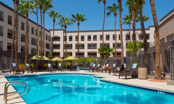 Hilton Phoenix Airport