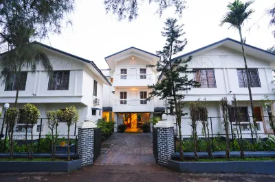 Hangout Villas Hoteller i Parsi Colony