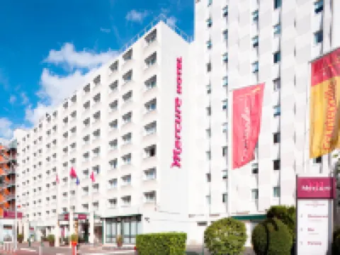 Hôtel Mercure Paris Porte d'Orléans Hotéis próximos à(ao) Parque Montsouris