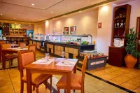 Hotel Zentral Center - Adults Only - Breakfast