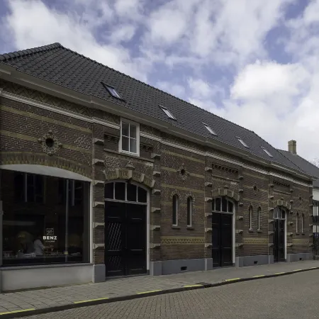 Hotel Kazerne