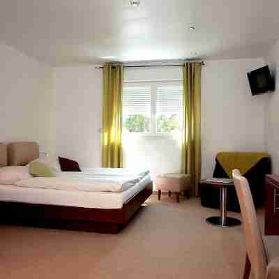 Hôtel les Portes de la Vallée Rooms