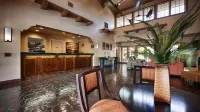 Comfort Suites Near Fairplex Các khách sạn gần Frank G. Bonelli Regional Park