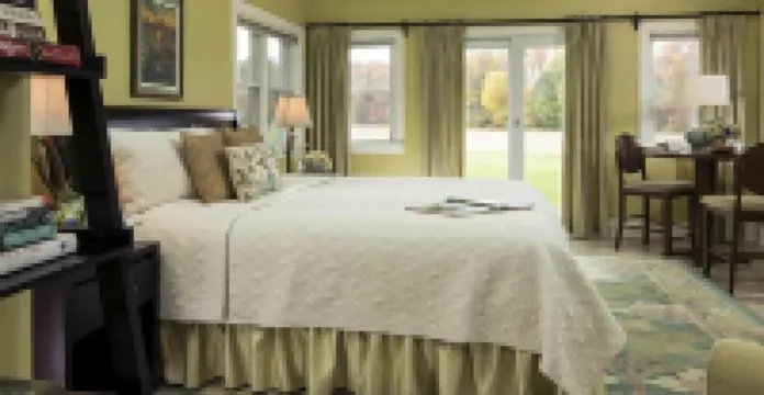 Inn at Huntingfield Creek