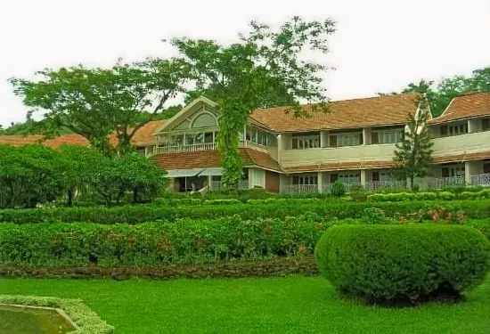 奇普林江景度假旅館