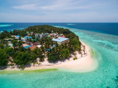 Plumeria Maldives Các khách sạn ở Aarah