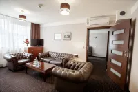 ホテル ディアメント スポーデク カトヴィツェ のホテル