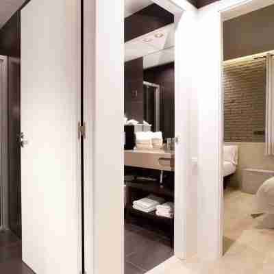 Enjoybcn Miro Apartments Rooms