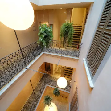 Bergamo Inn 21