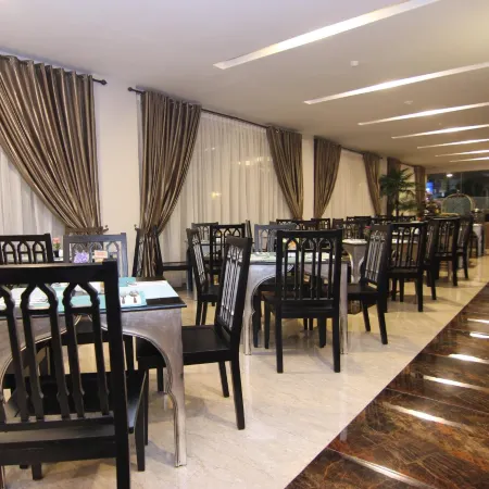 Grand Amira Hotel