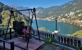 Hotel Himalaya - Housity