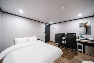 Seongnam Self Check in Hotel PC Hotels in Seongnam