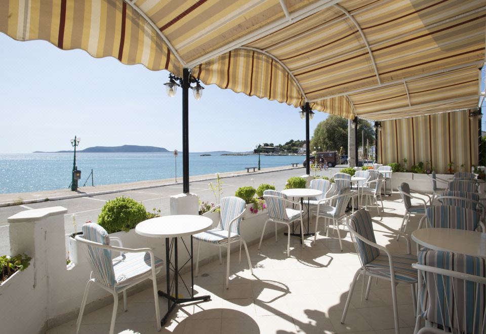 Porto Finissia Hotel-Pylos-Nestoras Updated 2023 Room Price-Reviews & Deals  | Trip.com