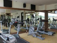 เดอะบีซีซี โฮเทลแอลด์เรสซิเดนซ์