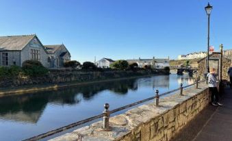 Bescot House Bramble Hill Bude 4 Bed Det House - Housity