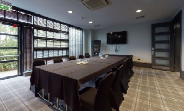 Village Hotel Leeds South