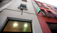 Apartamentos Royal