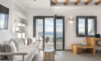La Estrella 4 Suites with Sea View & 4 Prive Hot Tub