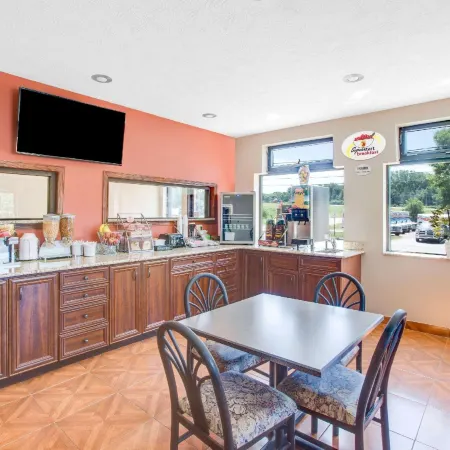 Super 8 by Wyndham Sioux City/Morningside Area