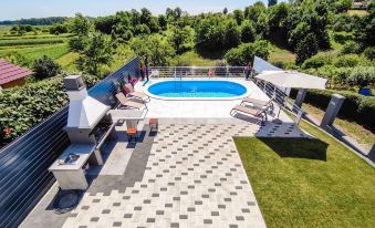 Stunning Home in Varazdin Breg with 2 Bedrooms, Wifi and Outdoor Swimming Pool