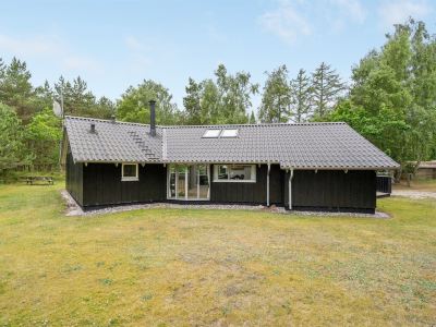 "Selver" - 250m from the Sea