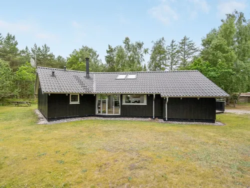 "Selver" - 250m from the Sea - Parkering