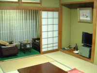Reiunsou Hotels near Hinatawada Station
