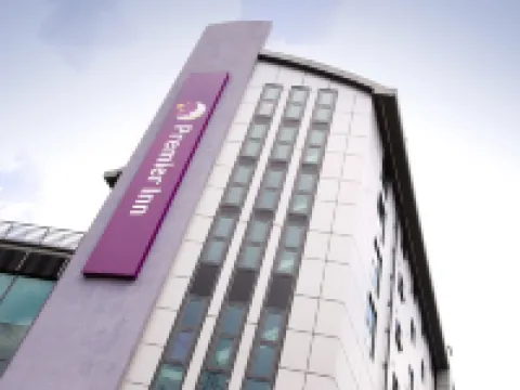 Premier Inn London Wimbledon South Hotels near Tooting