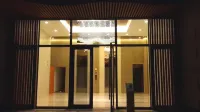 Yangjiang Hailing Island Poly Shili Yintan Fourth Quarter Holiday Apartment