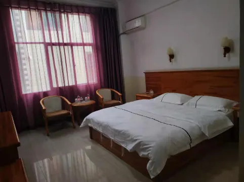 Changning Shenggangwan Hotel