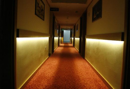 2. 호텔 하티포글루..