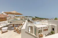 Utopia Suites Santorini