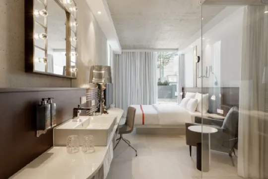 Ruby Ella Hotel Cologne