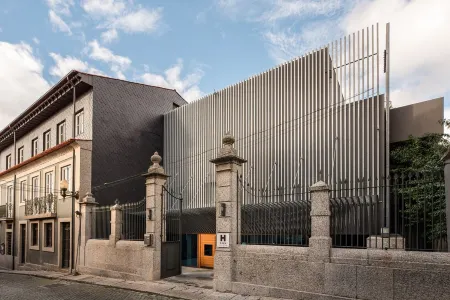 Eurostars Santa Luzia Отели рядом с достопримечательностью «Guimarães Historical City Centre»