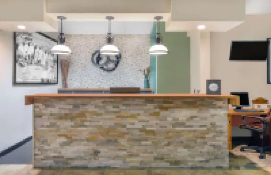 แทรเวิลลอดจ์ บายวินด์แฮม เลิฟแลนด์/ย่านฟอร์ตคอลลินส์