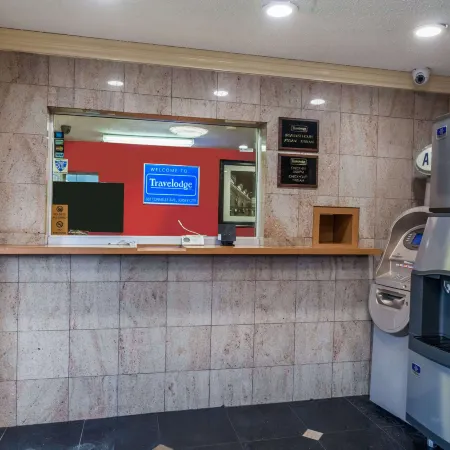 Travelodge by Wyndham Jersey City