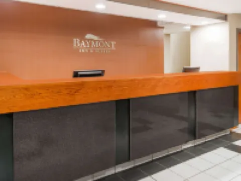 Baymont by Wyndham Clarksville Northeast Hotels in Clarksville