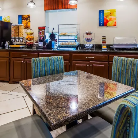 Best Western Northgate Inn Отели в г. Грей