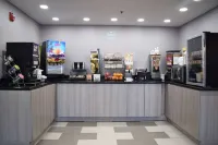 Microtel Inn & Suites by Wyndham Raleigh - sarapan