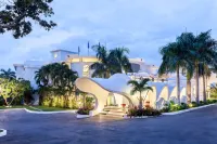 NH Haiti El Rancho Hotels near DISPRODAL