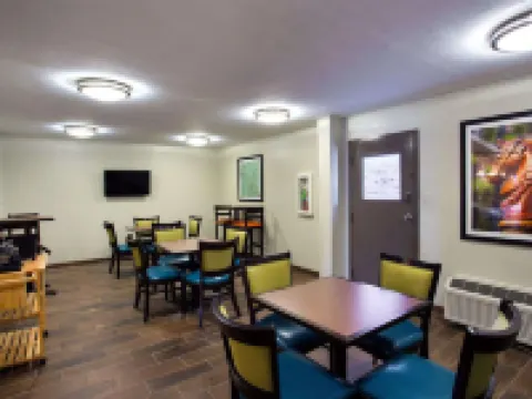 Quality Inn Hammond Hotels in Hammond