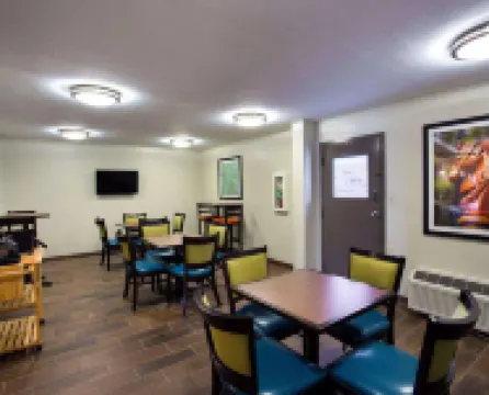 哈蒙德品質飯店