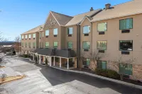 Country Inn & Suites by Radisson, Asheville at Asheville Outlet Mall, NC Hôtels à proximité de l'Aéroport Regional