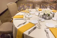 Crowne Plaza FOSTER CITY-SAN MATEO by IHG - breakfast