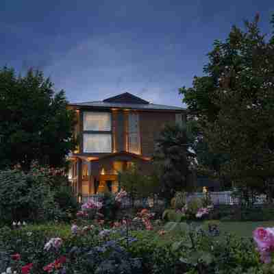 WelcomHeritage Grand, Srinagar Hotel Exterior