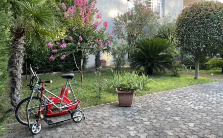 3 Bedroom Apartment with Pool