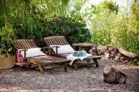 1st Floor Apartment in Old Lakeside Andalusian Farmhouse El Refugio del Burrito 주변 호텔