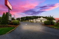 Red Roof Inn New Stanton Hotels in Hempfield Township